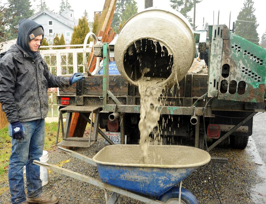 Small concrete mixer